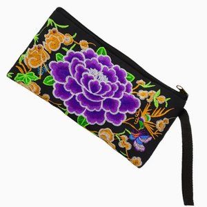 Wristlet Zipper Floral Embroidery Clutch / Wallet